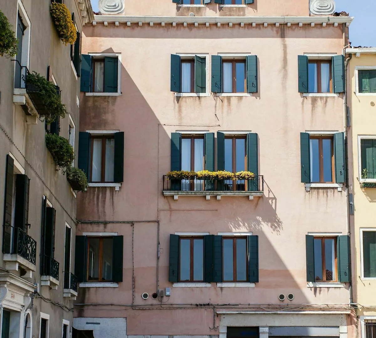 Prince Apartments Venice